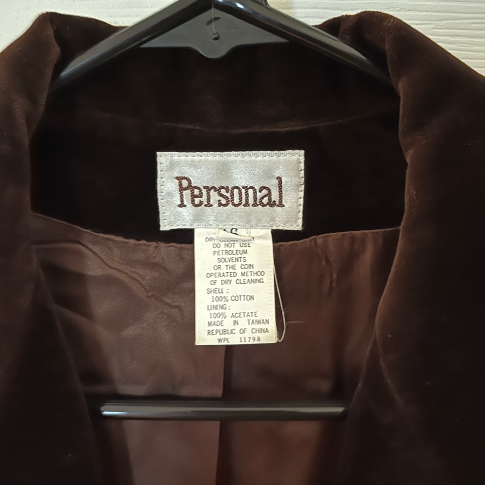 Persona Women's Rich Brown Velvet Blazer Size 16 - Picture 2 of 3